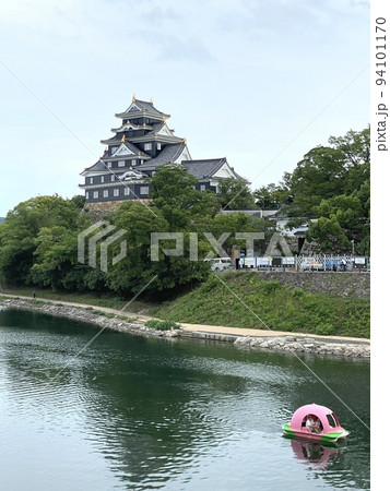 岡山城（お堀越し） 94101170