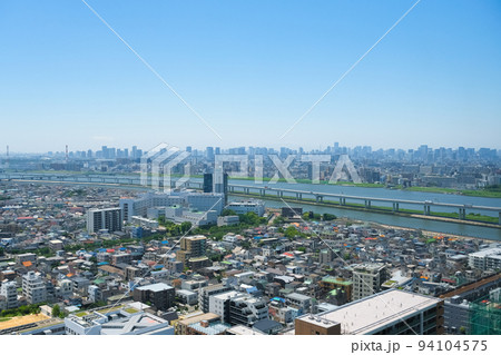 東京都江戸川区 タワーホール船堀展望室から見る東京都の街並み 94104575