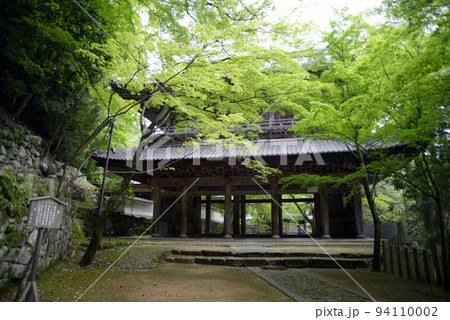永源寺 新緑の山門 滋賀県東近江市 永源寺 新緑の山門 滋賀県東近江市 94110002