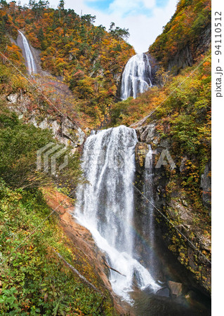 秋田県/ 安の滝の紅葉 秋田県/ 安の滝の紅葉 94110512