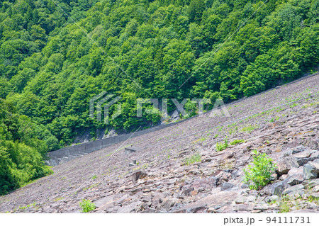 玉原ダム 玉原湖 天羽からの風景 初夏の季節 玉原ダム 玉原湖 天羽からの風景 初夏の季節 94111731