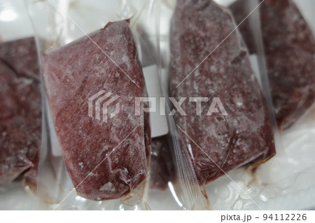 真空パックの馬刺し 94112226