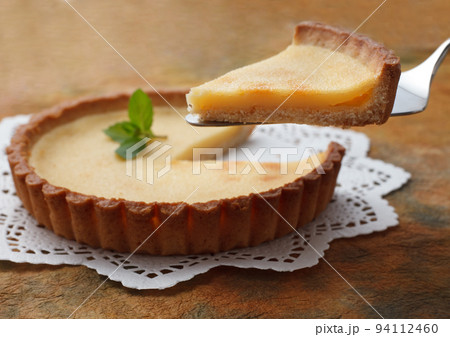 チーズタルトケーキ スタジオ撮影 チーズタルトケーキ スタジオ撮影 94112460