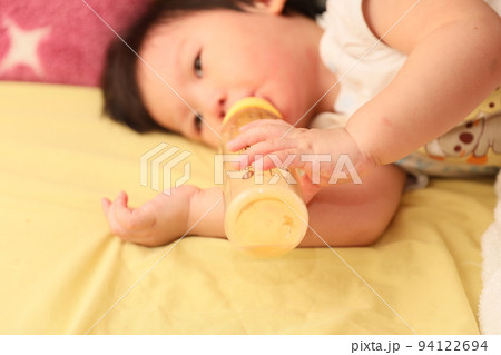 幼児 乳幼児 乳児 94122694