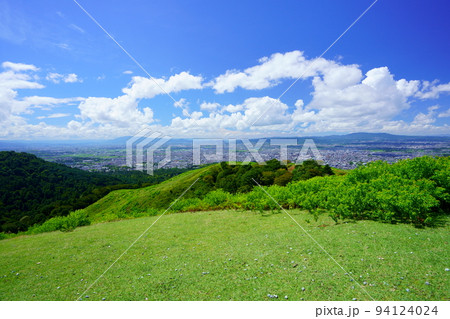 快晴の若草山大パノラマ 94124024