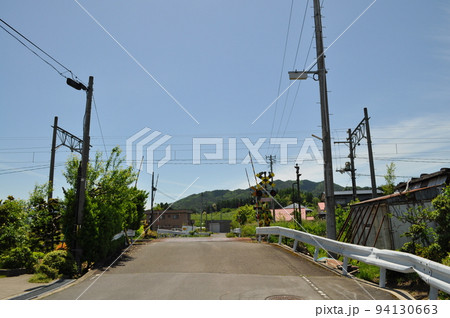 弘南鉄道大鰐線　義塾高校前駅付近 94130663