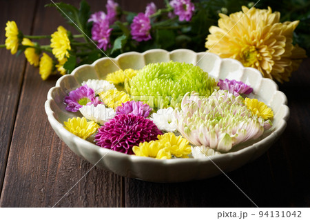 花手水　菊の花 94131042