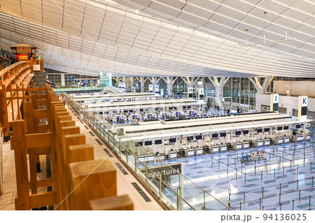 羽田空港の様子 94136025