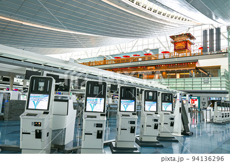 羽田空港の様子 94136296