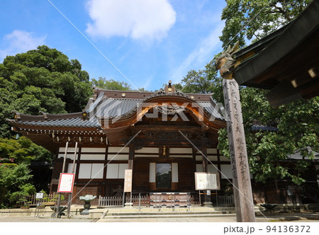 東京都調布市にある深大寺の本堂 94136372