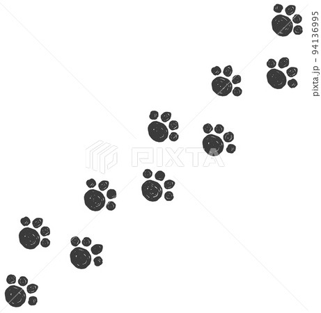 犬や猫の動物が歩いた肉球の足跡 犬や猫の動物が歩いた肉球の足跡 94136995