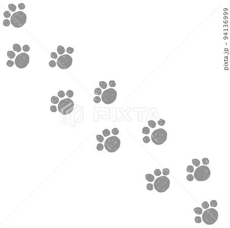 犬や猫の動物が歩いた肉球の足跡 94136999