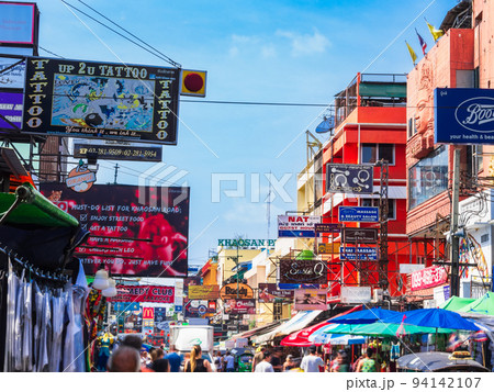 バンコク カオサン通り ※一部ソフトフォーカス バンコク カオサン通り ※一部ソフトフォーカス 94142107