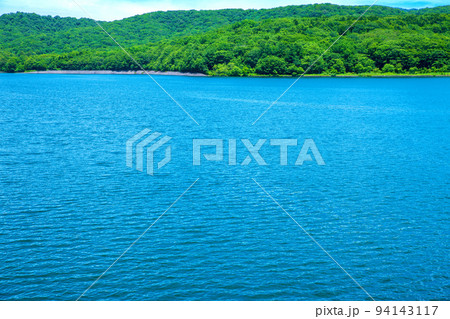 玉原湖　玉原ダム　湖の風景　初夏の季節 94143117