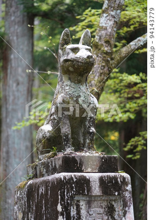 霊犬早太郎のお寺・光前寺（こうぜんじ）は、長野県駒ヶ根市赤穂にある天台宗の別格本山の寺院である。 94143779