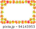 【秋イメージ】紅葉した葉っぱのフレーム型のイラスト（白背景） 94143953