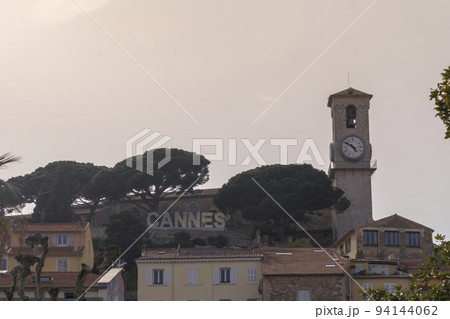 The old city of Cannes, France at sunset 94144062