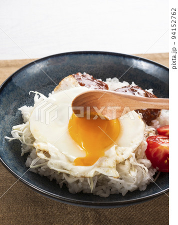ロコモコ丼 ロコモコ丼 94152762