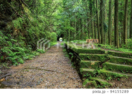 新城市　豊橋鉄道旧田口線の三河大草駅跡の遺構 94155289