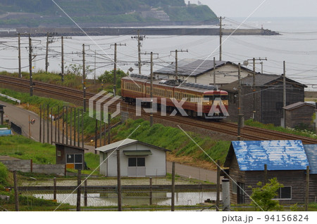 えちごトキめき鉄道　急行越後 94156824