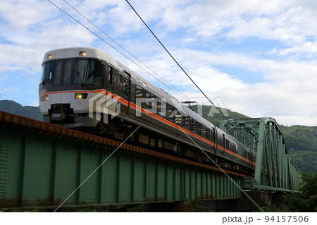 篠ノ井線　特急しなの 94157506