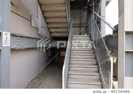 マンションの非常階段 マンションの非常階段 94158460