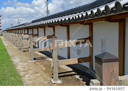 西尾城の歴史公園と土塀 西尾城の歴史公園と土塀 94161607
