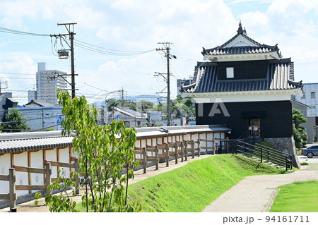 西尾城の丑寅櫓と土塀 西尾城の丑寅櫓と土塀 94161711