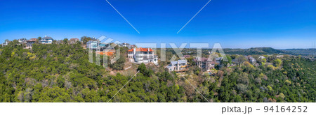 Mansions and villas on top of a mountain at Austin, Texas Mansions and villas on top of a mountain at Austin, Texas 94164252
