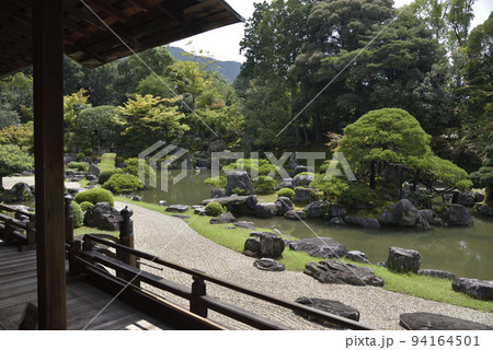表書院から見た三宝院 醍醐寺 表書院から見た三宝院 醍醐寺 94164501