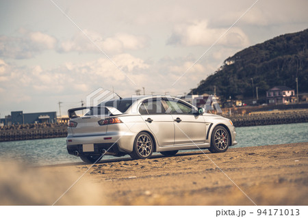 国産 スポーツカー セダン シルバー ラリーカー 国産 スポーツカー セダン シルバー ラリーカー 94171013