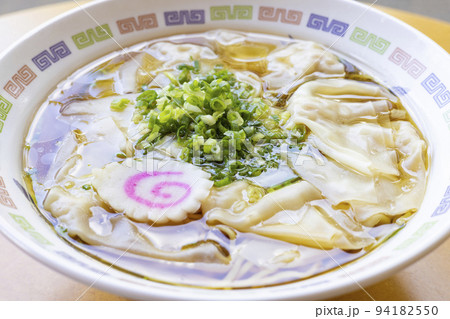 美味しいワンタン麺 美味しいワンタン麺 94182550