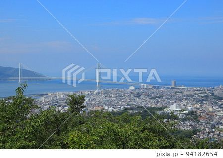 須磨浦山上から望む明石海峡大橋 須磨浦山上から望む明石海峡大橋 94182654