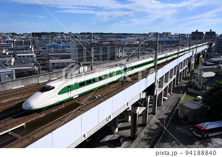 東北新幹線のE2系J66編成やまびこ(200系カラー) 東北新幹線のE2系J66編成やまびこ(200系カラー) 94188840