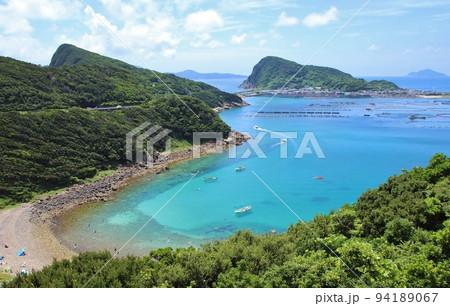 高知・柏島を竜ヶ浜上から望む 高知・柏島を竜ヶ浜上から望む 94189067