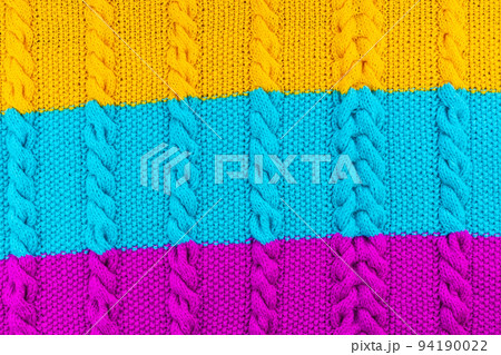 The texture of the knit 94190022