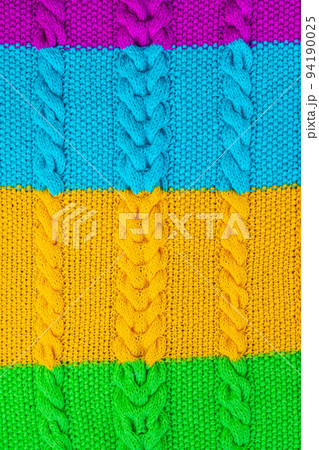 The texture of the knit 94190025
