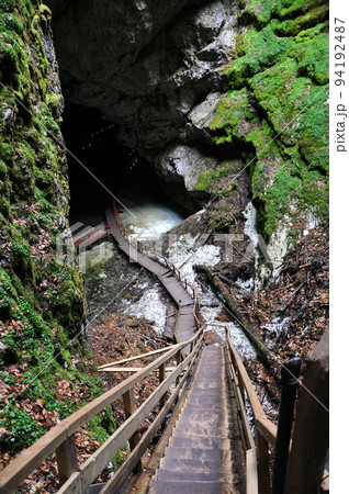 Ice cave entrance 94192487