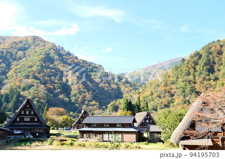 五箇山　菅沼合掌造り集落　北西方面2 94195703