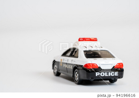 ミニカーのパトカー ミニカーのパトカー 94196616