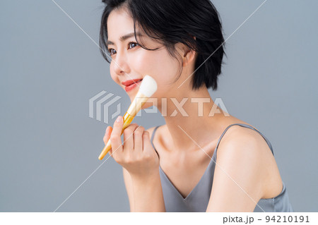 女性 ビューティー 美容 メイク スキンケア 女性 ビューティー 美容 メイク スキンケア 94210191