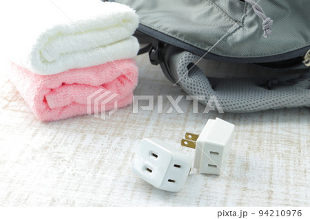 電源タップ　旅行に便利な持ち物　イメージ 94210976