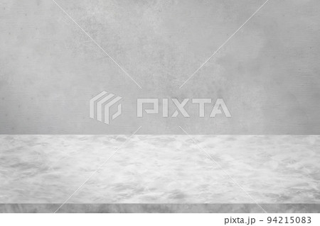シックで落ち着いた空間とインテリア。大理石台に薄いグレーの壁背景 94215083