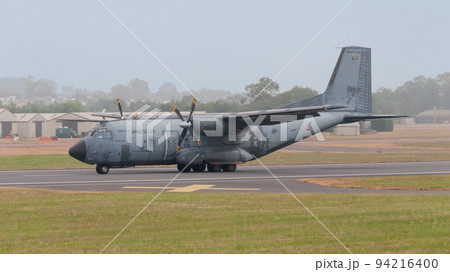 フランス空軍C-160NGトランザール輸送機着陸 94216400
