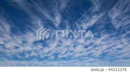 View of the blue sky 94222276