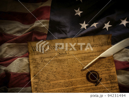 Original 13 star American flag with Declaration of Independence and ink bottle with quill pen Original 13 star American flag with Declaration of Independence and ink bottle with quill pen 94231494