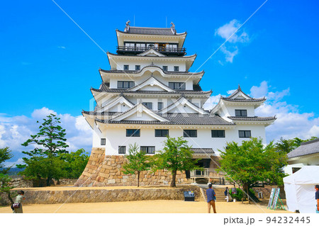 【日本100名城】福山城　外観復元完成後の天守と初秋の青空10　広島県福山市 94232445