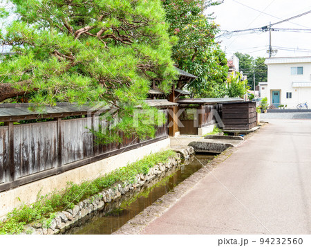栃木県の城下町 喜連川の秋の景色 情緒豊かな御用堀 栃木県の城下町 喜連川の秋の景色 情緒豊かな御用堀 94232560
