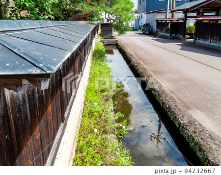 栃木県の城下町 喜連川の秋の景色 情緒豊かな御用堀 栃木県の城下町 喜連川の秋の景色 情緒豊かな御用堀 94232667