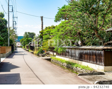 栃木県の城下町 喜連川の秋の景色 情緒豊かな御用堀 栃木県の城下町 喜連川の秋の景色 情緒豊かな御用堀 94232740
